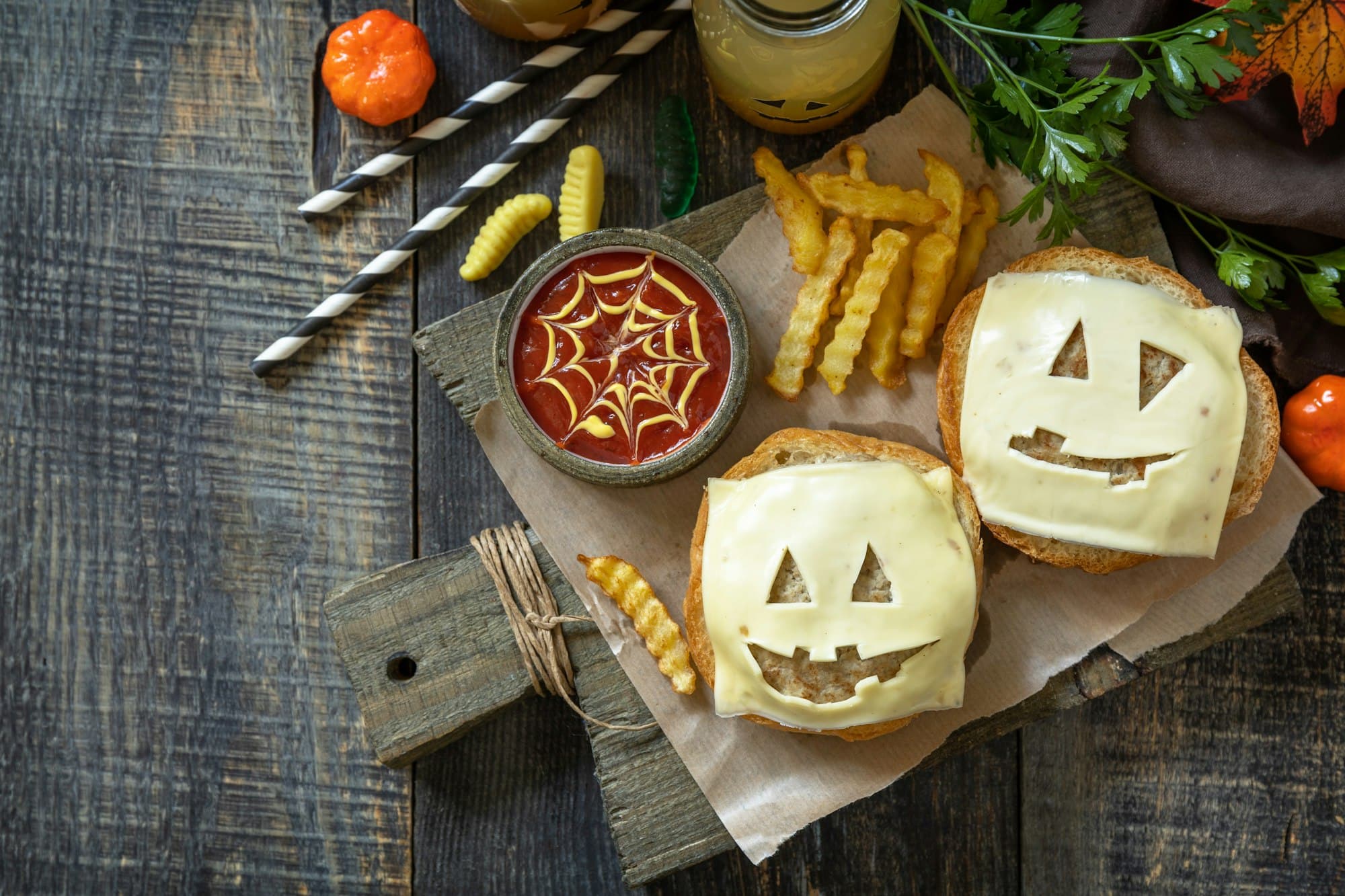 Quelles stratégies pour promouvoir un menu d’Halloween créatif dans votre restaurant familial?